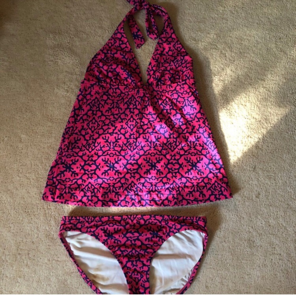 Vineyard Vines Pink and Navy Coral Swimsuit